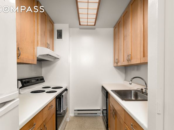 376 West Street 5B, New York NY 10014