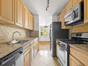 65-15 Alderton Street 5E, Queens NY 11374