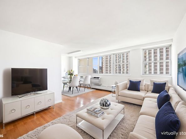 75 Henry Street 17J, Brooklyn NY 11201