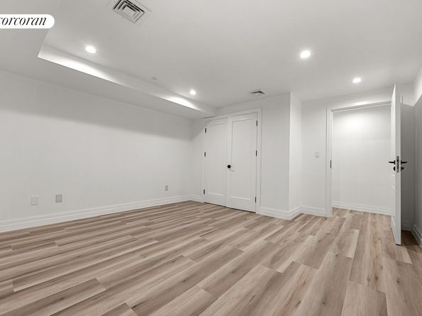 4 Angelas Place, Bronx NY 10465