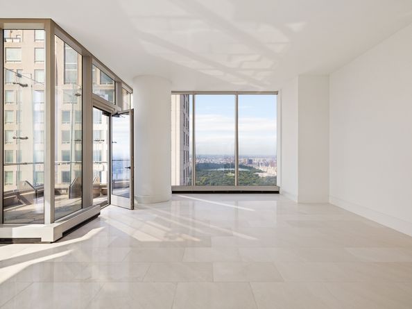 217 West 57th Street 77W, New York NY 10019