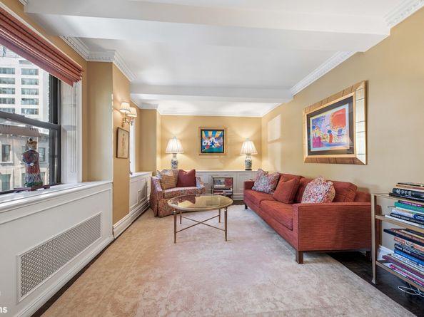 235 East 49th Street 5B, New York NY 10017