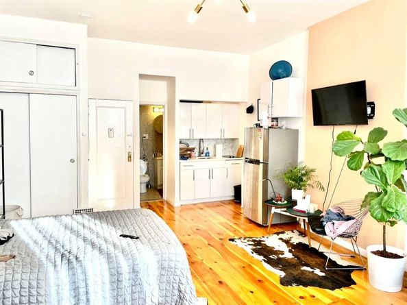 427 Convent Avenue, New York NY 10031