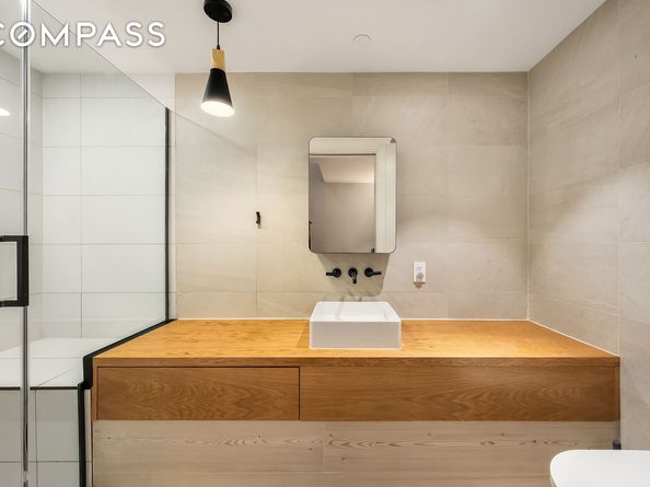 574 Washington Avenue 1, Brooklyn NY 11238