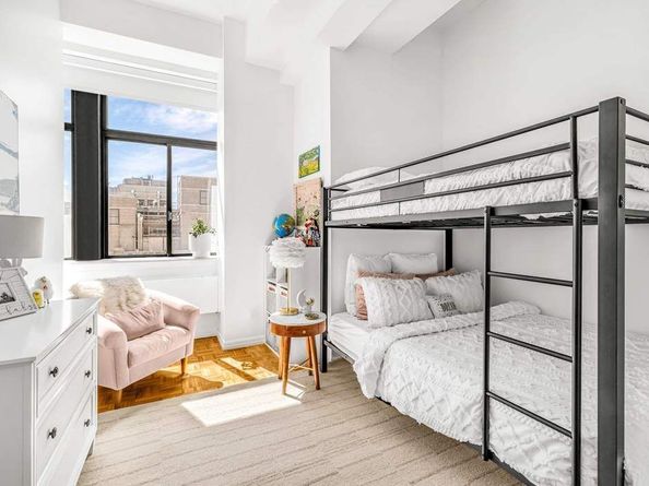 310 East 46th Street 19M, New York NY 10017