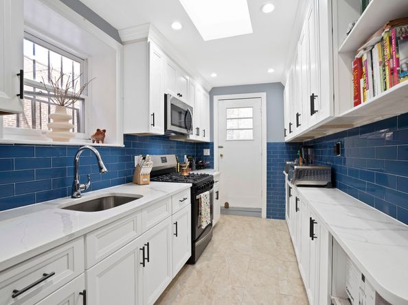 244 Court Street, Brooklyn NY 11201