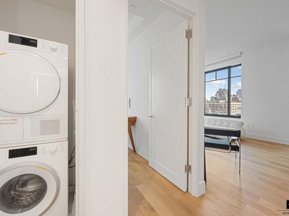 110 Charlton Street 20G, New York NY 10014