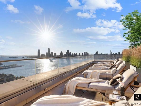 110 Charlton Street 20G, New York NY 10014
