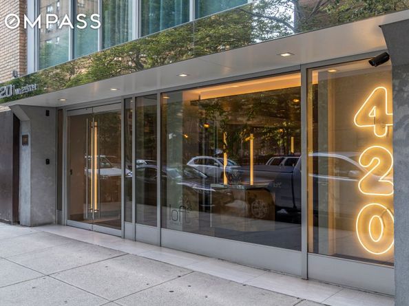 420 West 25th Street 2K, New York NY 10001