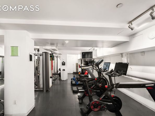 420 West 25th Street 2K, New York NY 10001