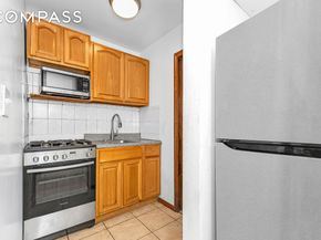 116 Ryerson Street, Brooklyn NY 11205