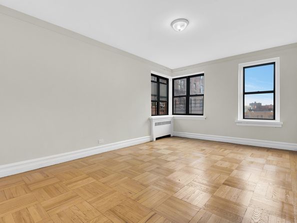 3000 Valentine Avenue 3C, Bronx NY 10458