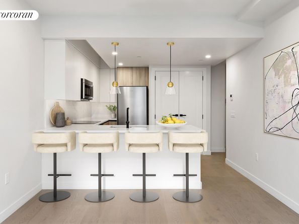 20-08 Steinway Street 308, Queens NY 11105
