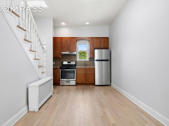 41-05 20th Avenue, Queens NY 11105