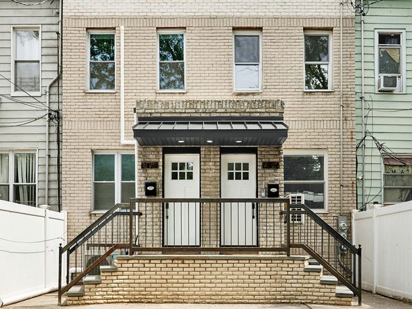 41-05 20th Avenue, Queens NY 11105