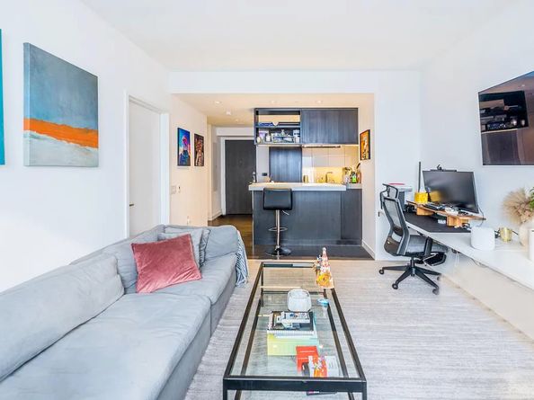 252 South Street 47K, New York NY 10002