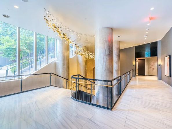 252 South Street 47K, New York NY 10002