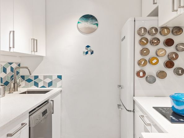 579 West 215th Street 5C, New York NY 10034