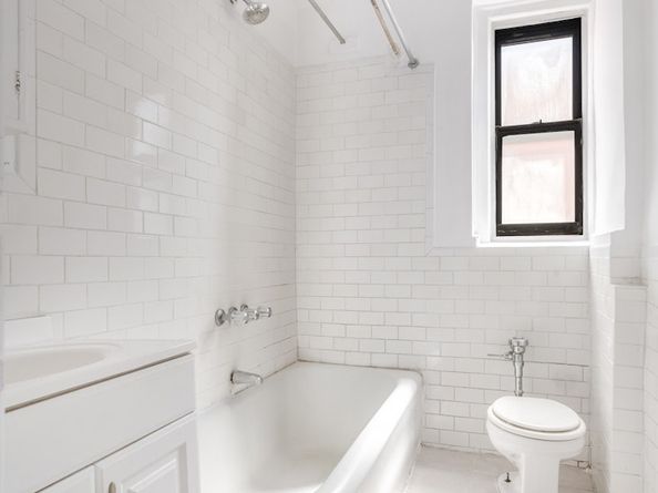 825 Walton Avenue 5H, Bronx NY 10451