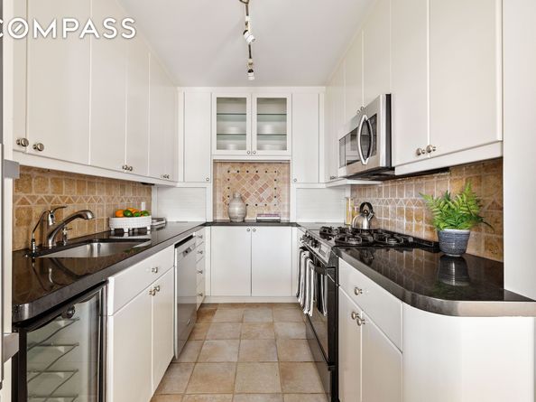 40 East 94th Street 11A, New York NY 10128