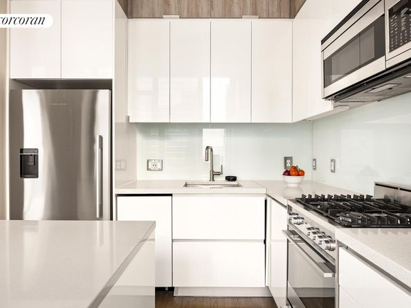 148 East 24th Street 15A, New York NY 10010