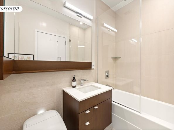 148 East 24th Street 15A, New York NY 10010