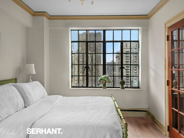 320 East 42nd Street 2318, New York NY 10017