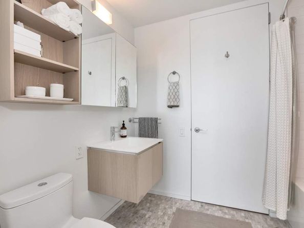 1 John Street 8C, Brooklyn NY 11201