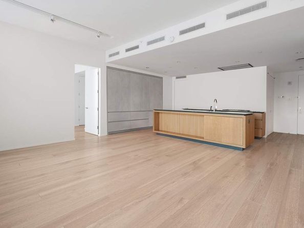 1 John Street 8C, Brooklyn NY 11201