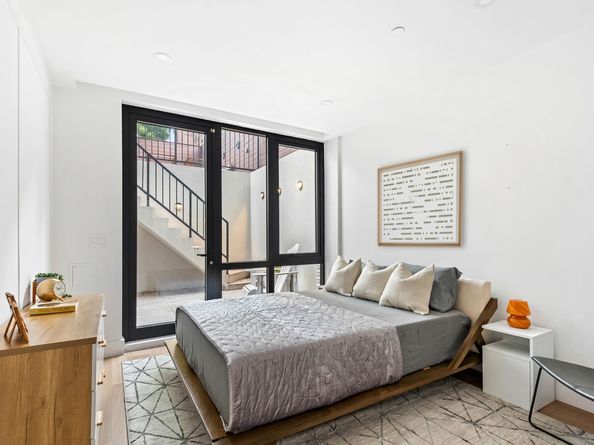 218 Classon Avenue GARDEN, Brooklyn NY 11205