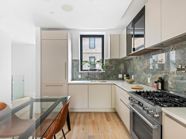 218 Classon Avenue GARDEN, Brooklyn NY 11205