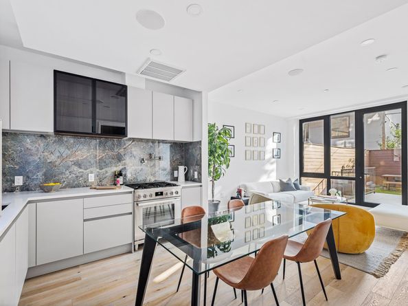 218 Classon Avenue GARDEN, Brooklyn NY 11205