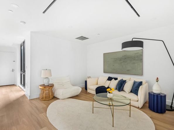 218 Classon Avenue GARDEN, Brooklyn NY 11205