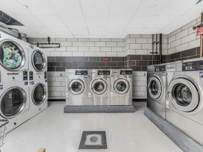 301 East 45th Street 8D, New York NY 10017