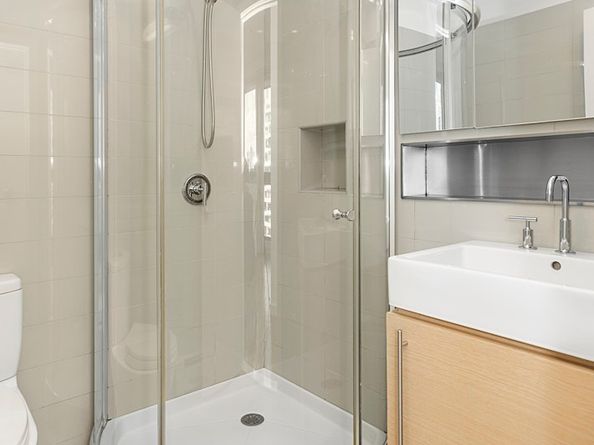 38 Delancey Street 10D, New York NY 10002