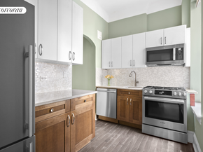 318 West 100th Street 1D, New York NY 10025