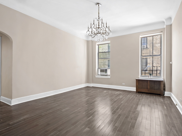 318 West 100th Street 1D, New York NY 10025