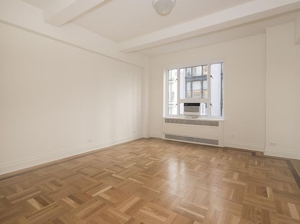 20 East 35th Street 8K, New York NY 10016