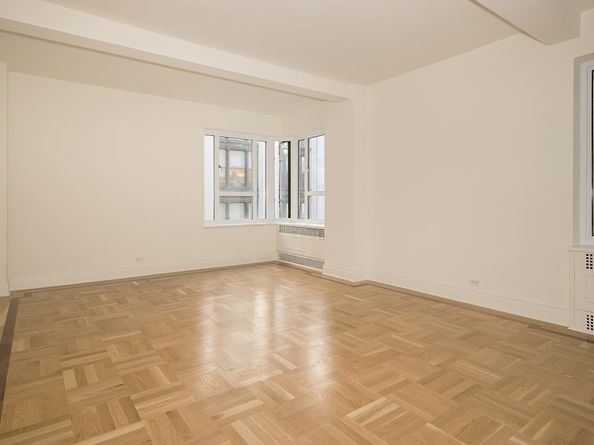 20 East 35th Street 8K, New York NY 10016