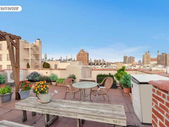 613 East 6th Street 5C, New York NY 10009