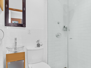 613 East 6th Street 5C, New York NY 10009