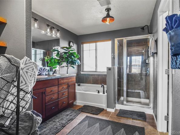 19689 E Idaho Avenue, Aurora CO 80017