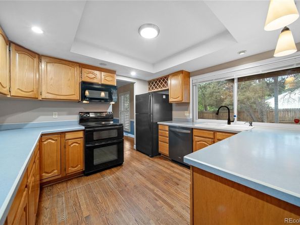 2889 S Newark Place, Aurora CO 80014