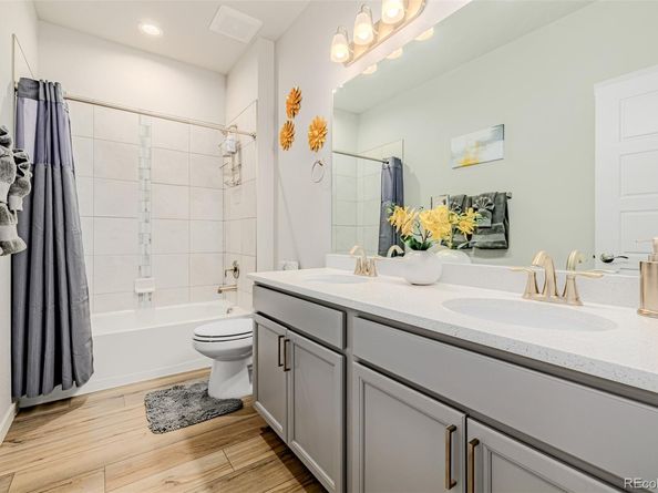 288 Chipeta Way, Lochbuie CO 80603