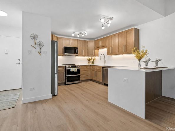 615 S Alton Way 10D, Denver CO 80247