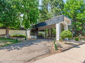 2325 S Linden Court 206, Denver CO 80222