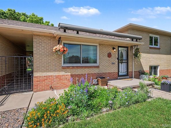 2567 S Uno Way, Denver CO 80219