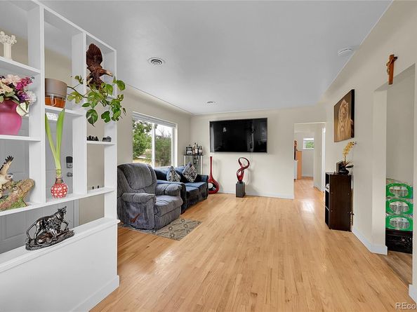 1164 Dallas Street, Aurora CO 80010