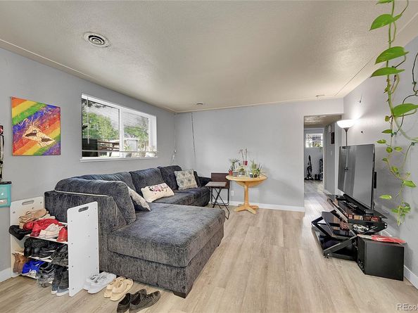 1164 Dallas Street, Aurora CO 80010