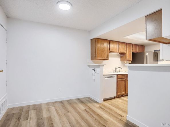 8335 Fairmount Drive 2204, Denver CO 80247